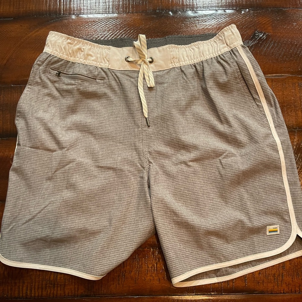Vuori Men’s Banks Short